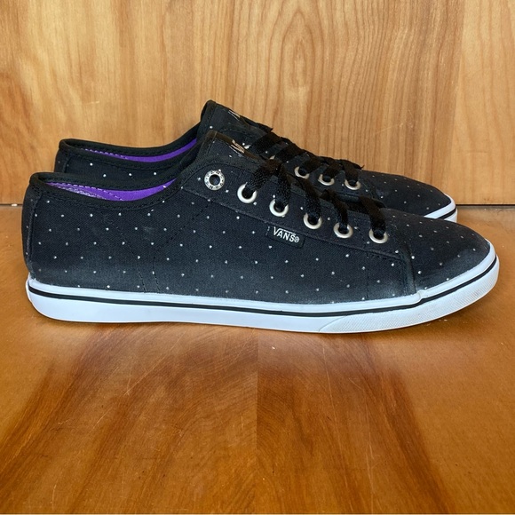 Womens 7 Vans Off The Wall Low Black Polka Dot Sneakers SEF1012 - Picture 1 of 8